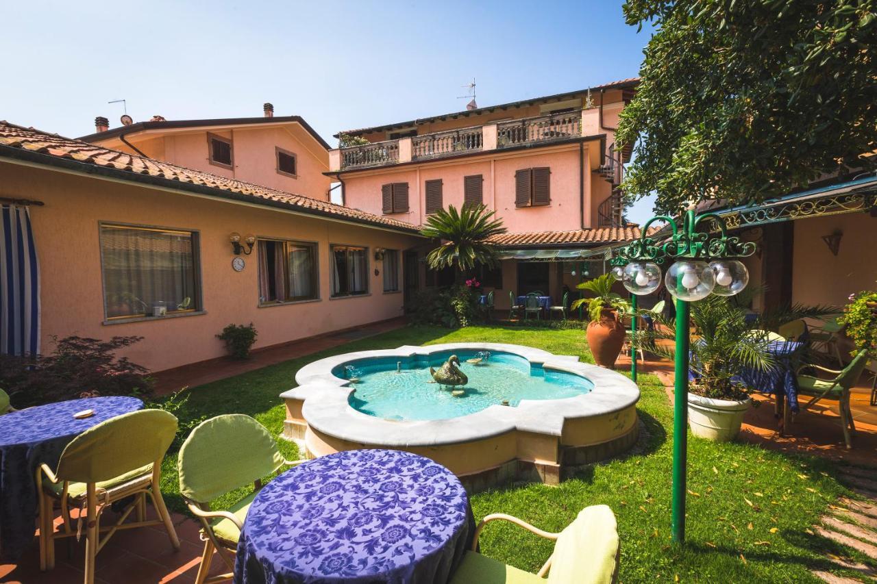 Hotel Sonia Forte dei Marmi Exteriör bild